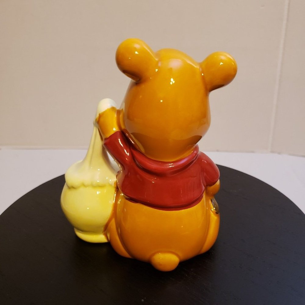 Winnie The Pooh figurine Japan - Picture 3 of 5